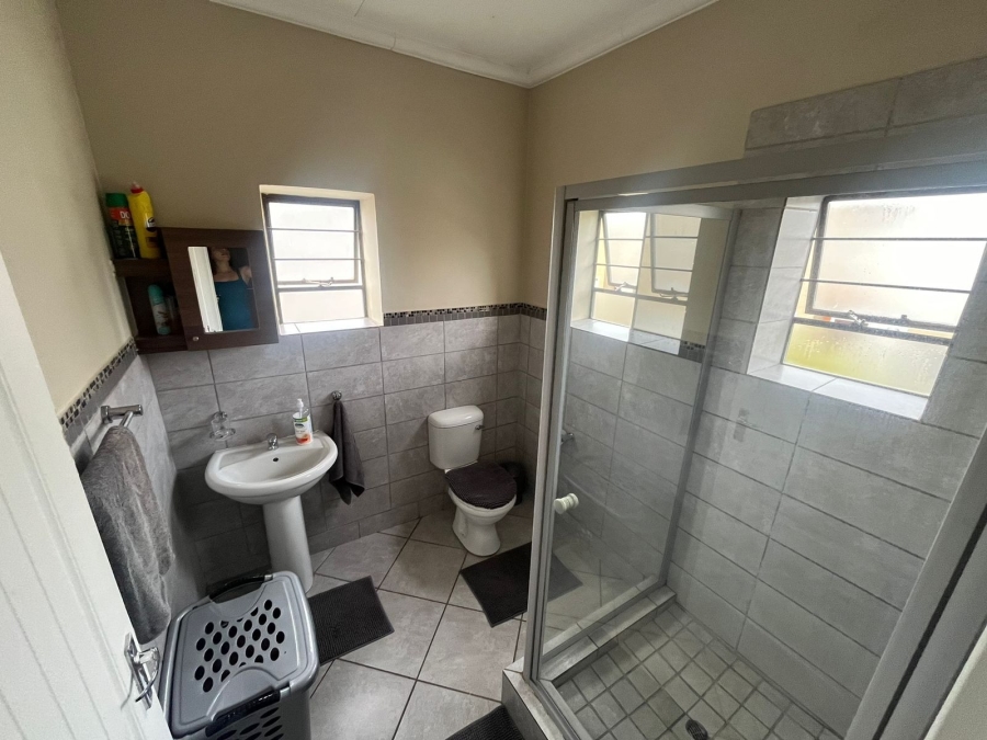 3 Bedroom Property for Sale in Waterval East North West